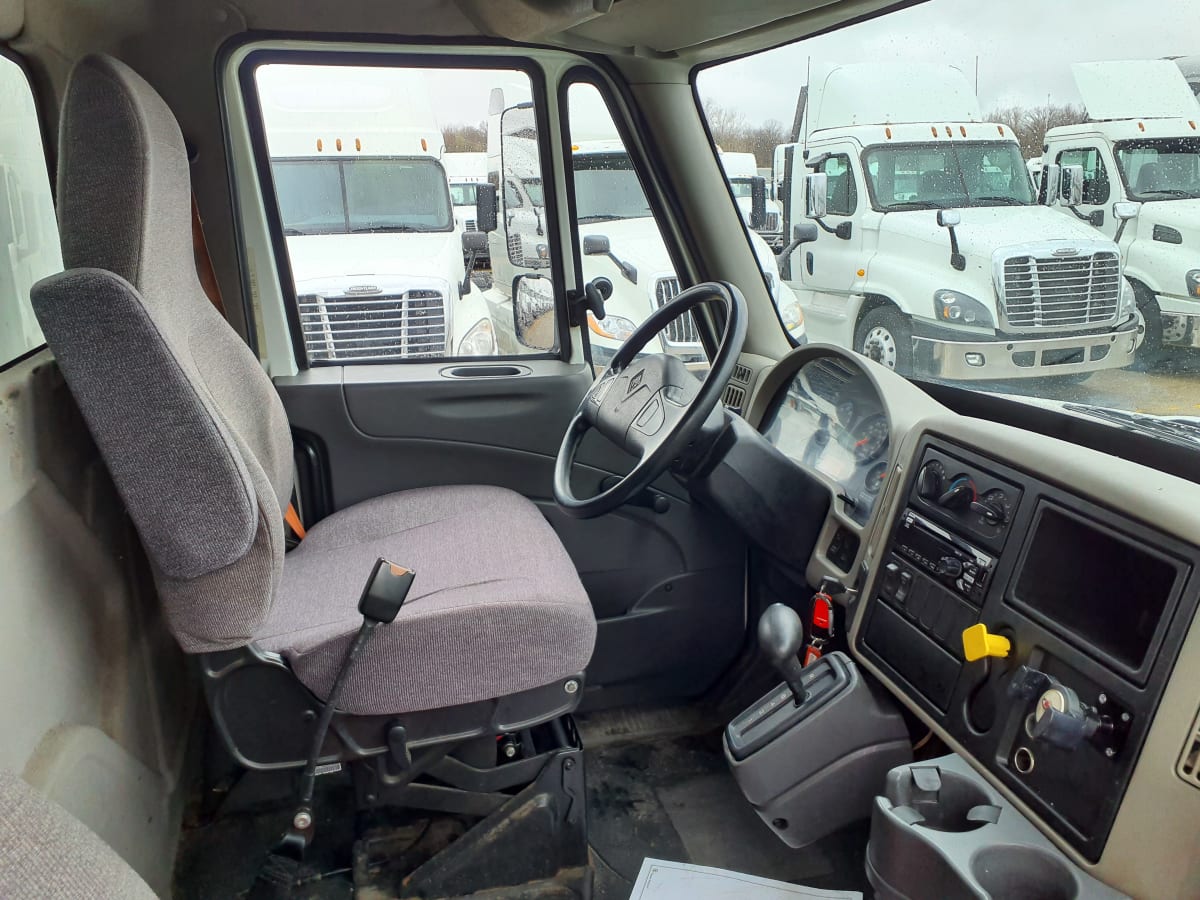 2019 Navistar International 4300 812065