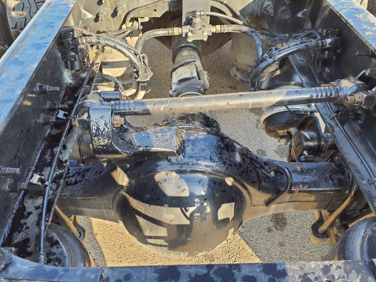 2019 Navistar International LT625 DAYCAB T/A 812069