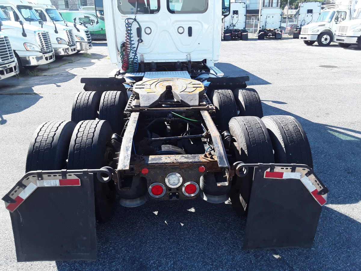 2019 Freightliner NEW CASCADIA PX12664 812128