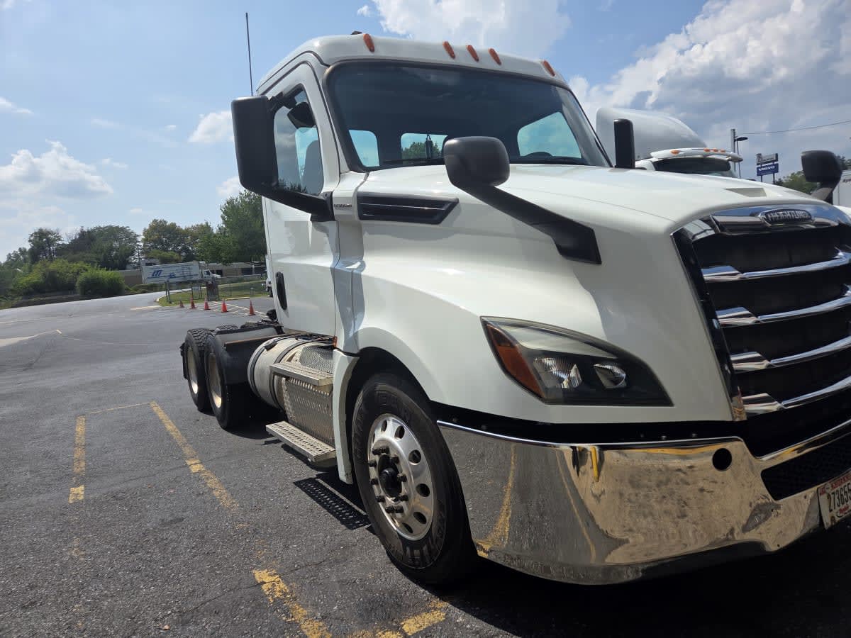 2019 Freightliner NEW CASCADIA PX12664 812130