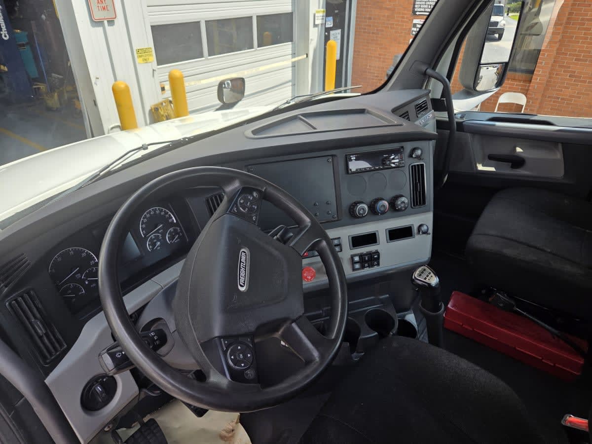 2019 Freightliner NEW CASCADIA PX12664 812130