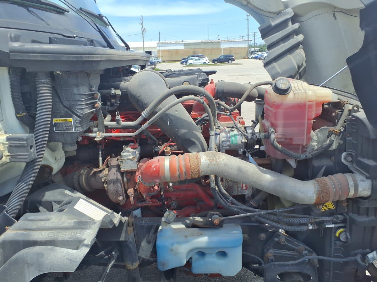 2019 Navistar International LT625 DAYCAB T/A 812150