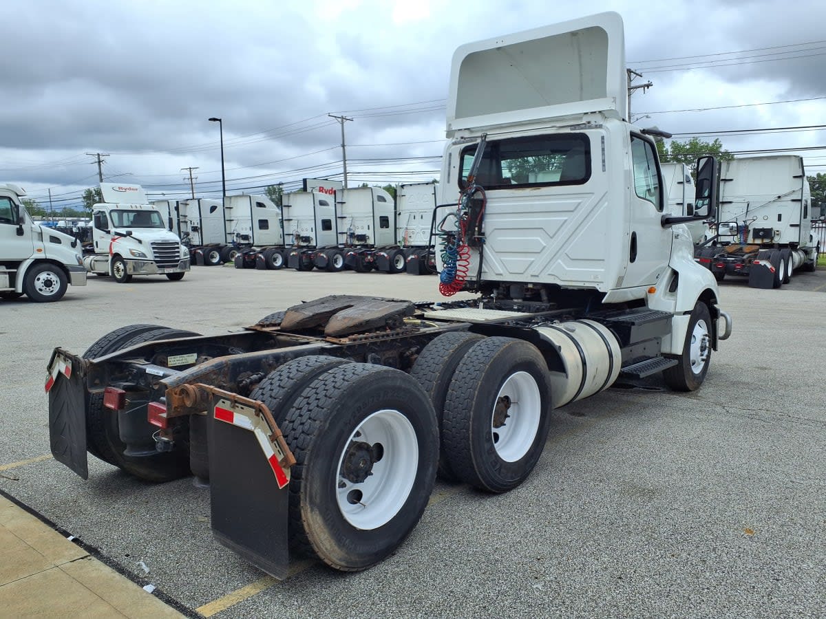 2019 International LT in Cleveland, OH — photo 4