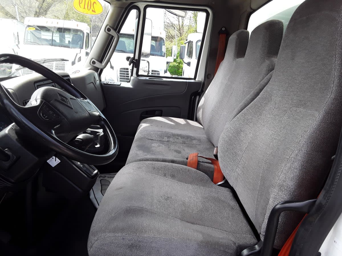 2019 Navistar International 4300 812224