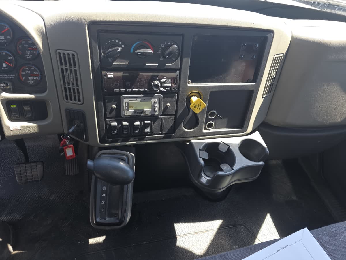 2019 Navistar International 4300 812237