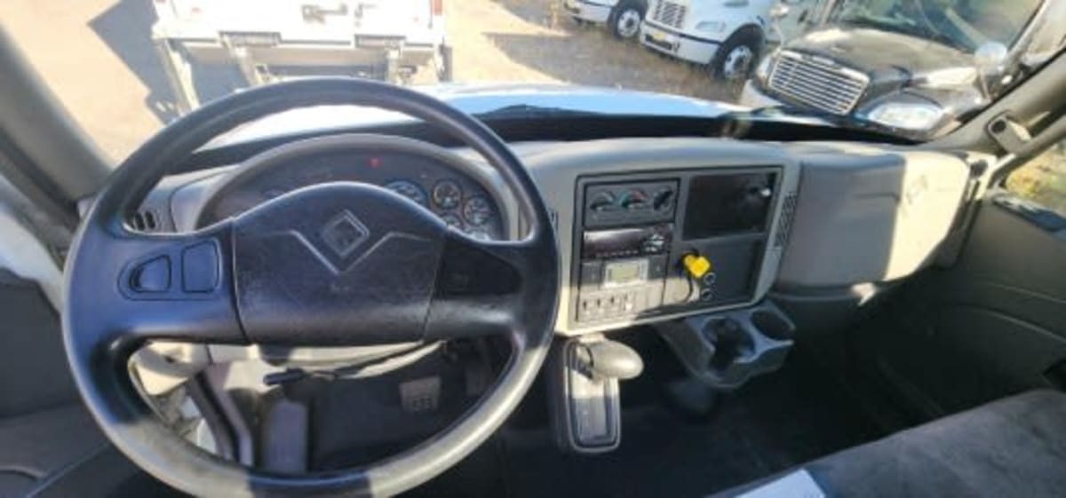 2019 Navistar International 4300 812243