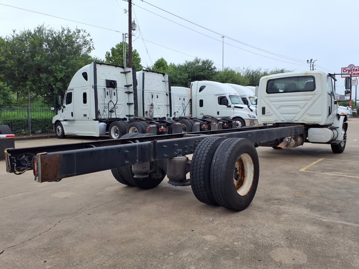 2019 International 4300 in Houston, TX — photo 4