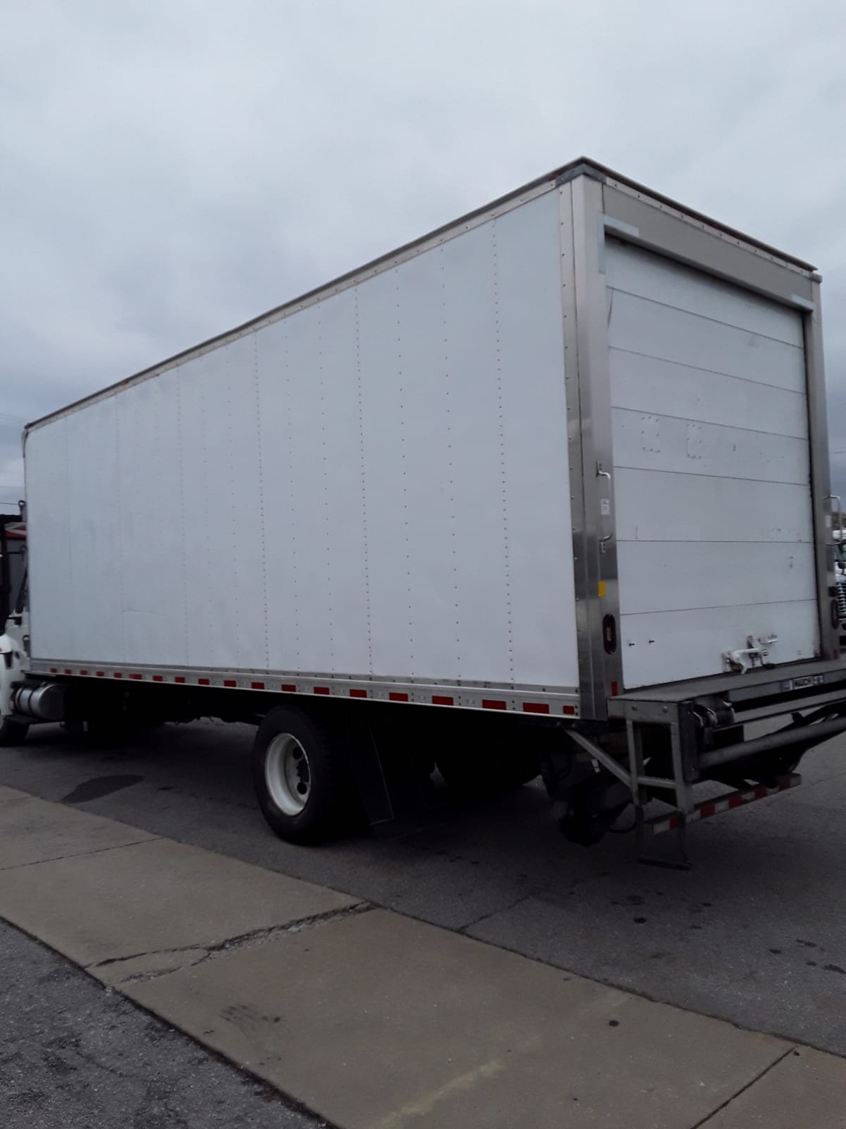 2019 Navistar International 4300 812261