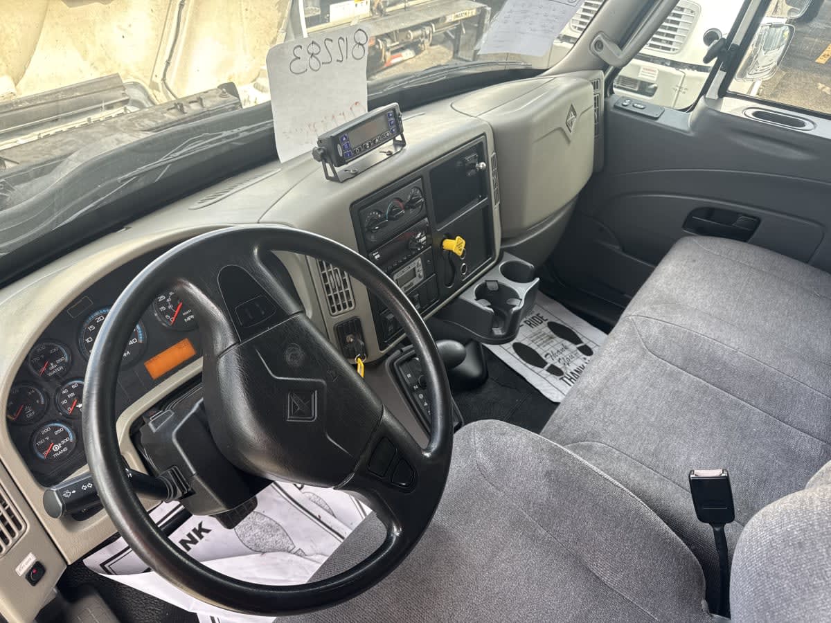 2019 Navistar International 4300 812283