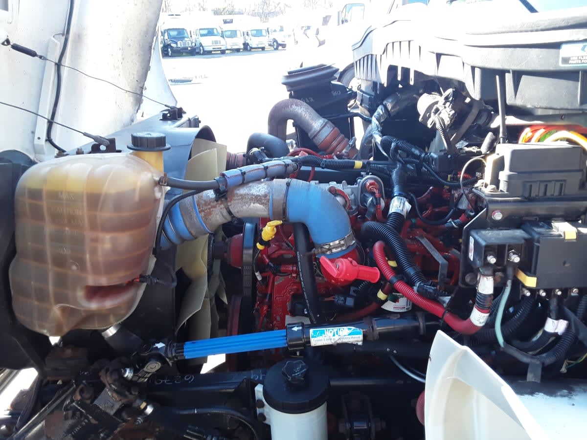 2019 Navistar International 4300 812314