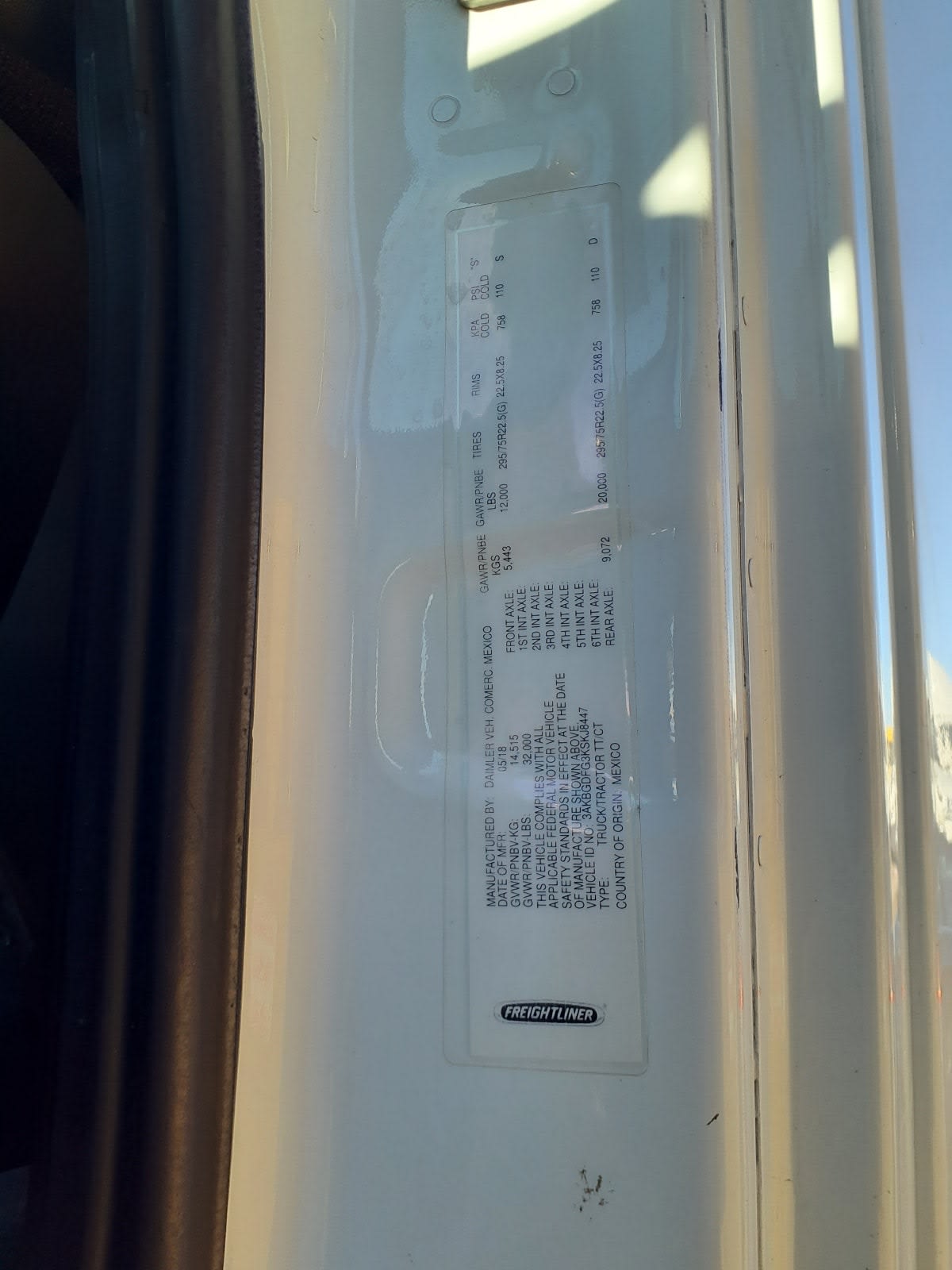 2019 Freightliner - image 13