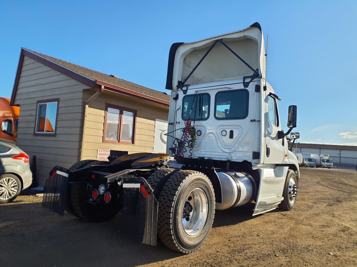 2019 Freightliner - image 6