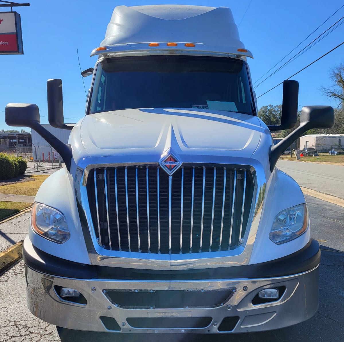 2019 Navistar International LT625 SLPR CAB 812356