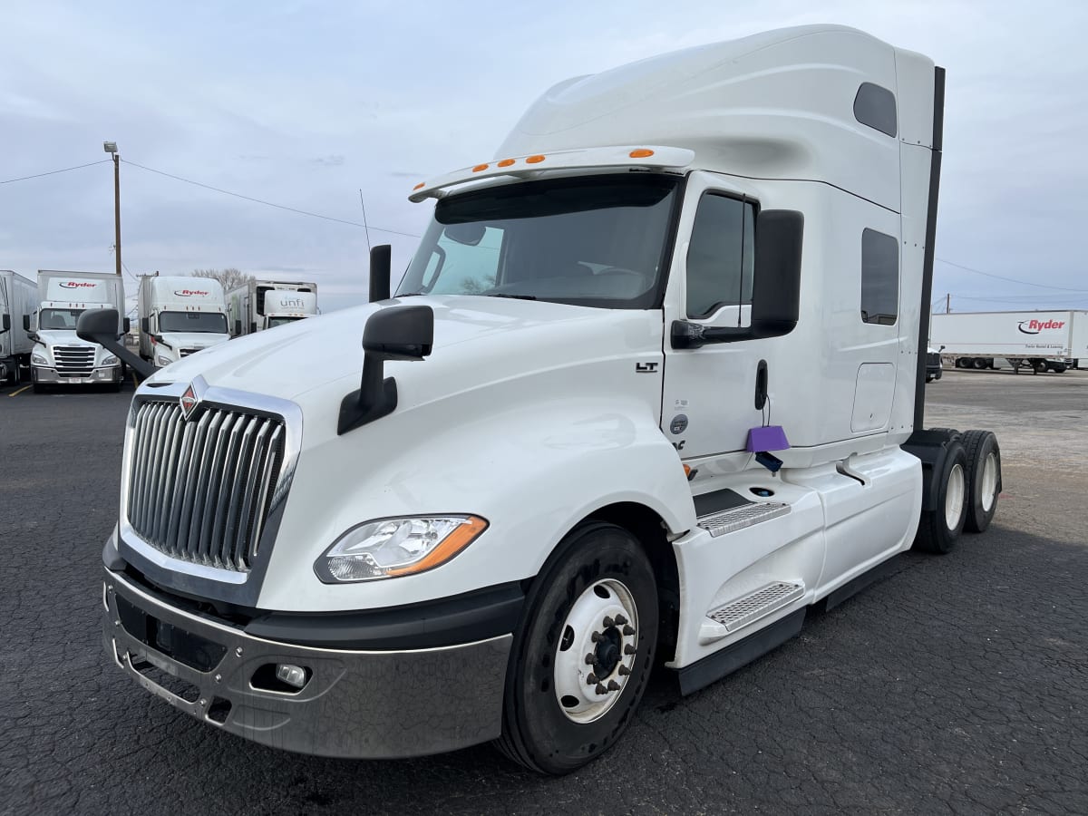 2019 Navistar International LT625 SLPR CAB 812410