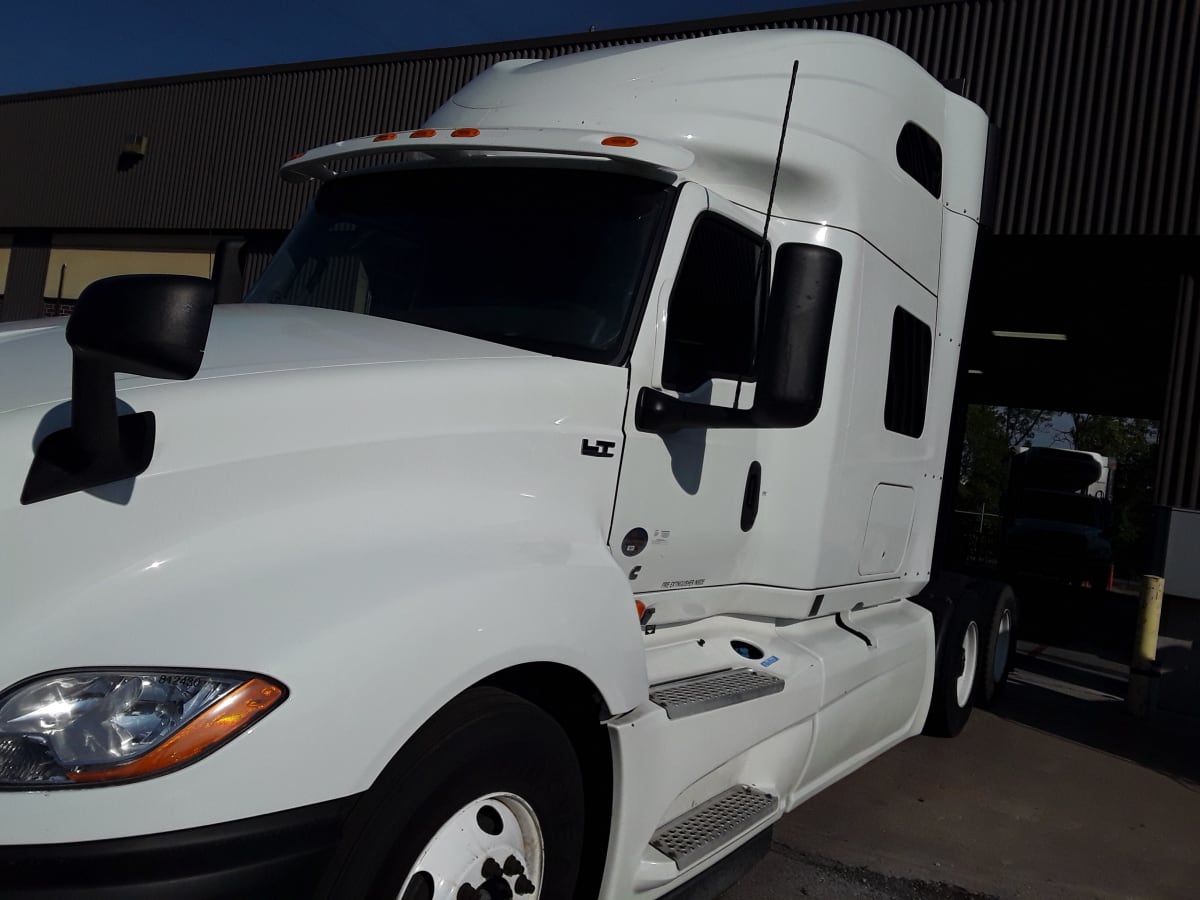 2019 Navistar International LT625 SLPR CAB 812430