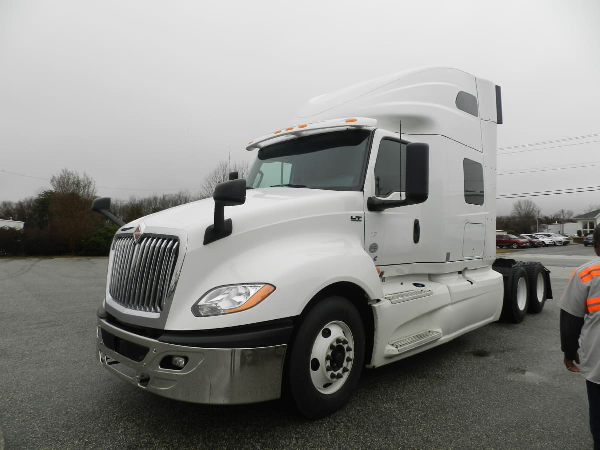 2019 Navistar International LT625 SLPR CAB 812453