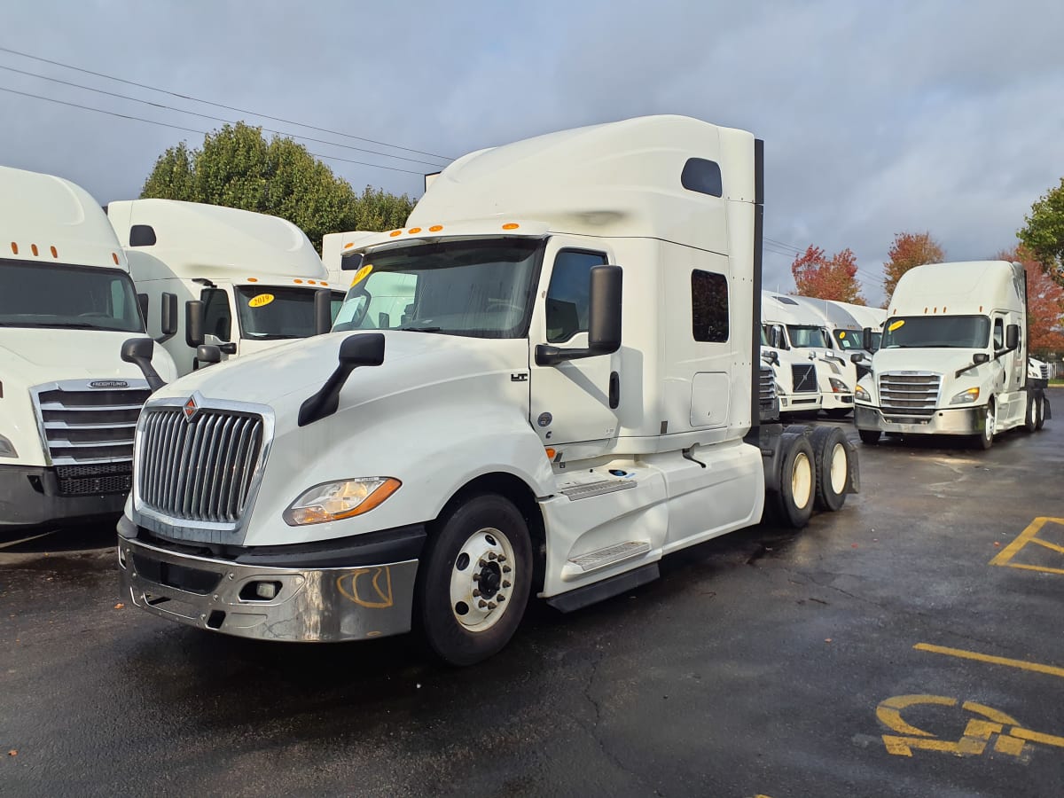 2019 Navistar International LT625 SLPR CAB 812464