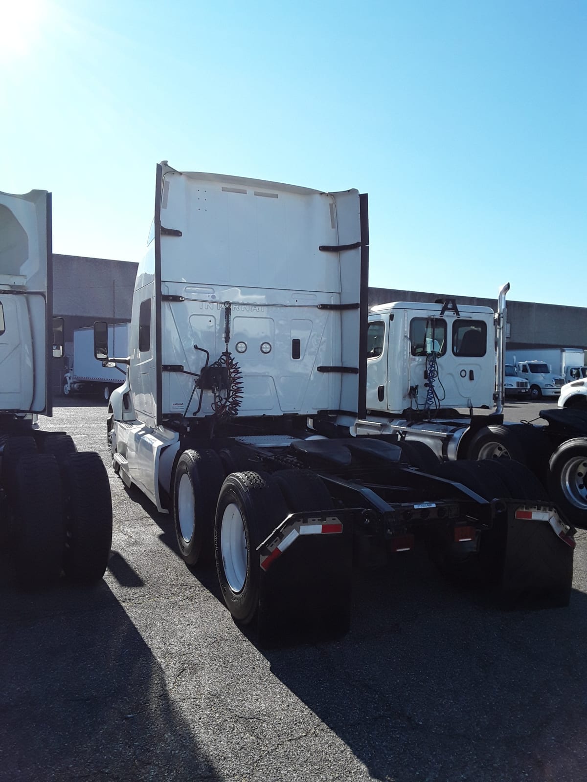 2019 Navistar International LT625 SLPR CAB 812469