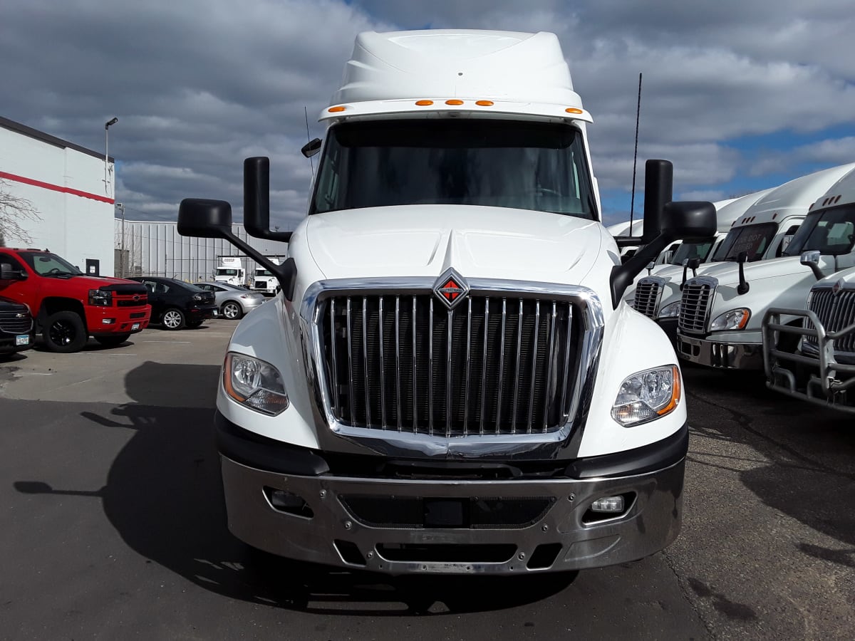 2019 Navistar International LT625 SLPR CAB 812483