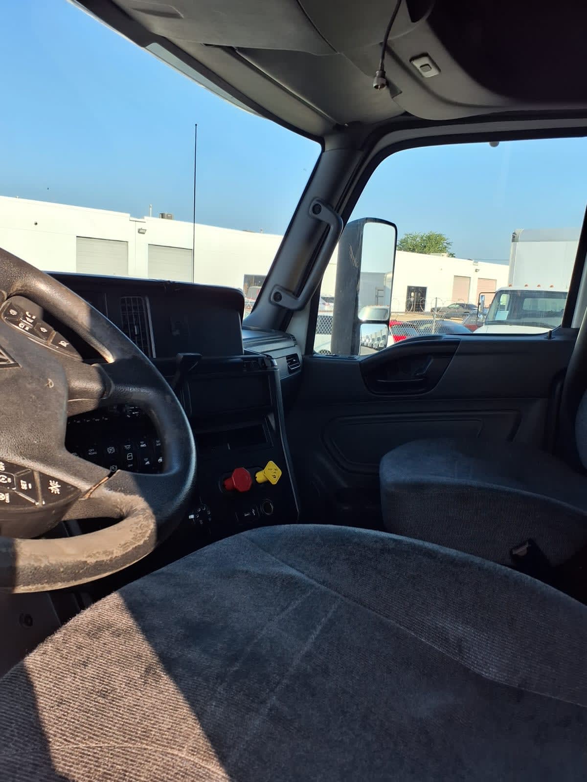 2019 Navistar International LT625 SLPR CAB 812503