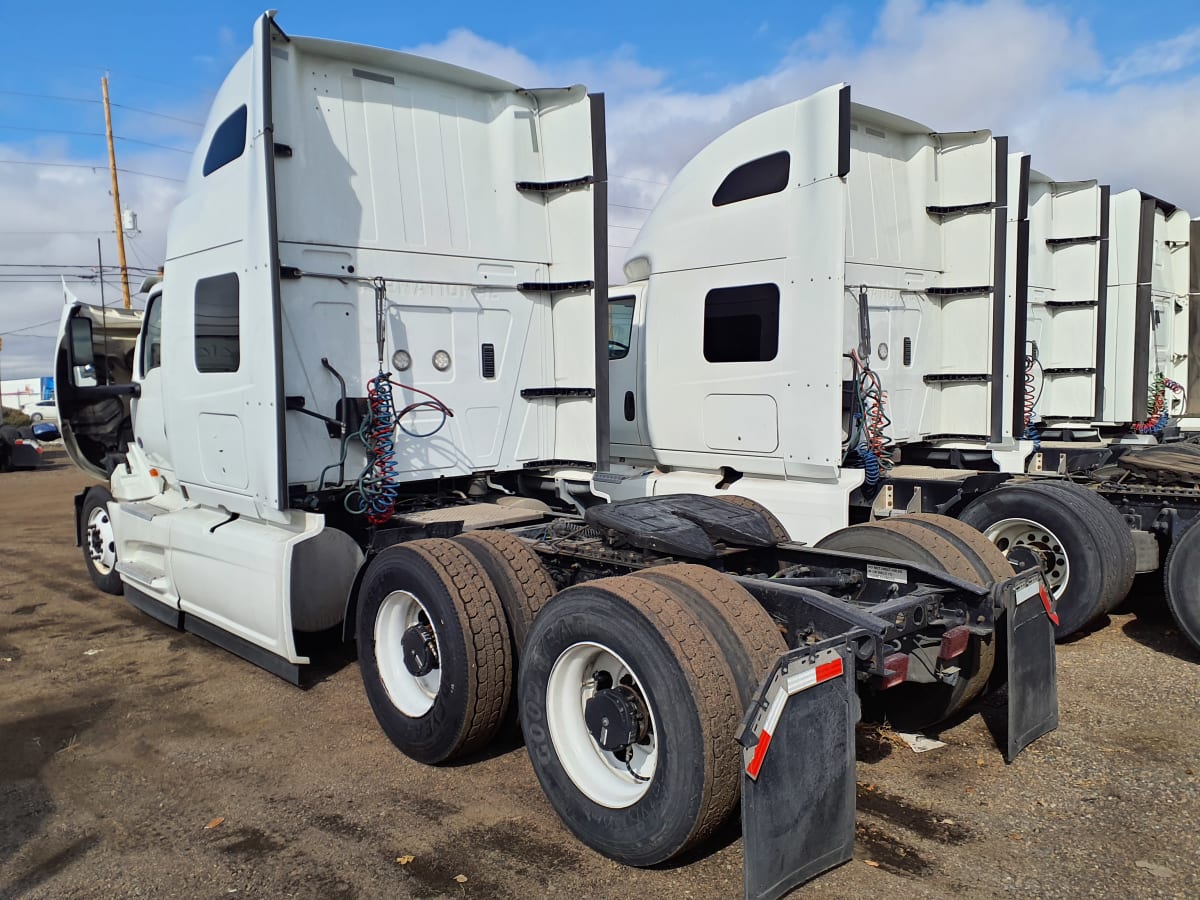 2019 Navistar International LT625 SLPR CAB 812504