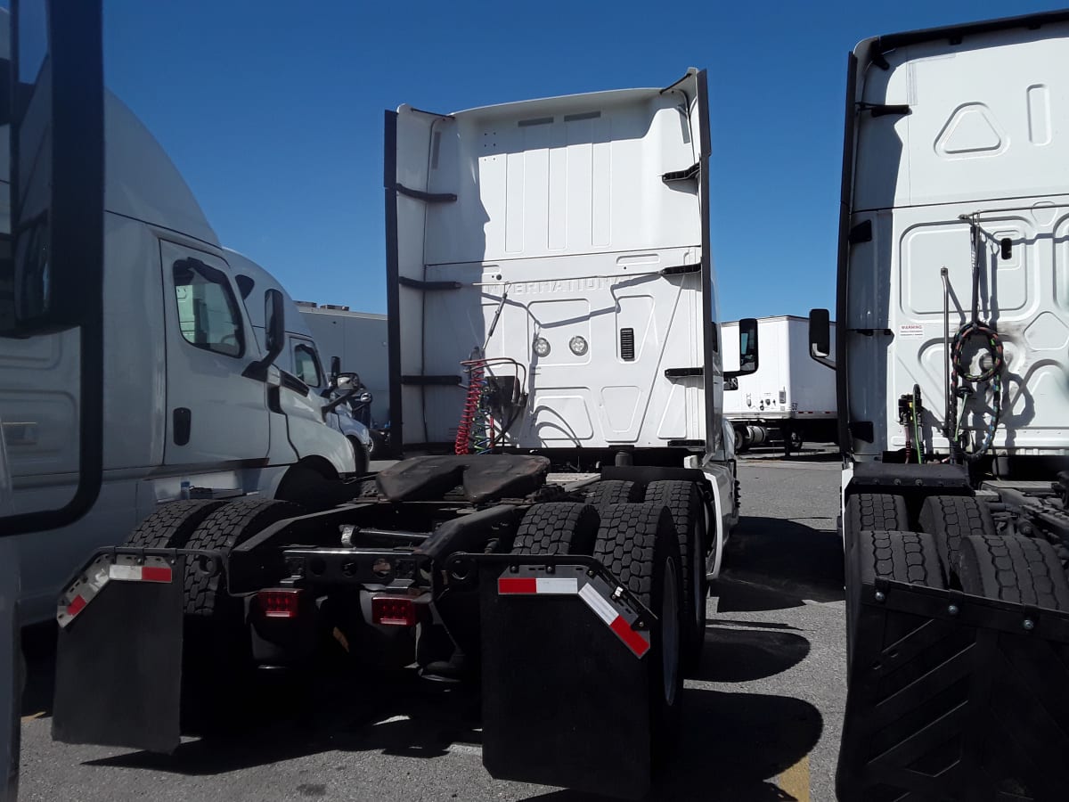 2019 Navistar International LT625 SLPR CAB 812520