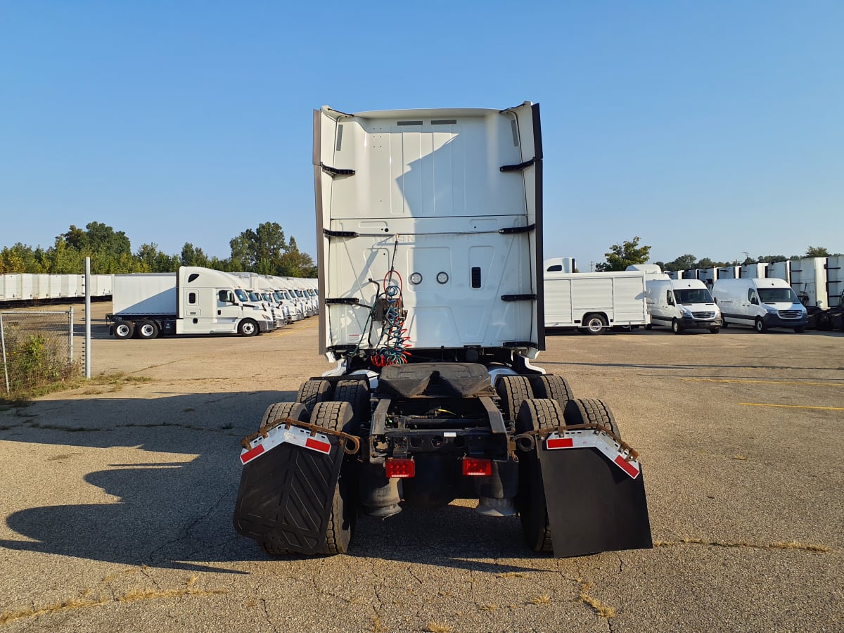 2019 Navistar International LT625 SLPR CAB 812522