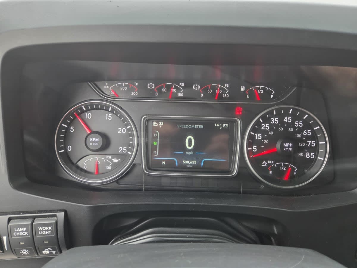 2019 Navistar International LT625 SLPR CAB 812527