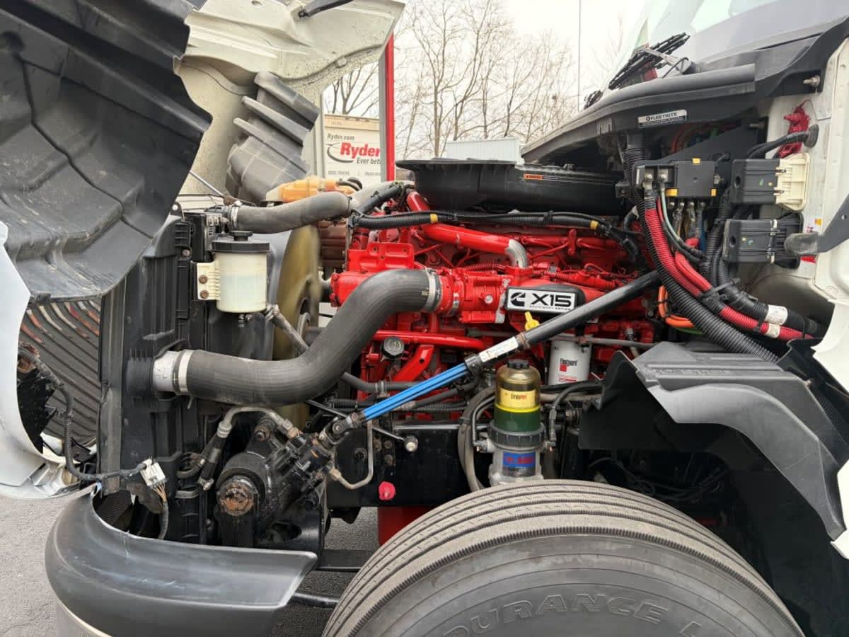 2019 Navistar International LT625 SLPR CAB 812527