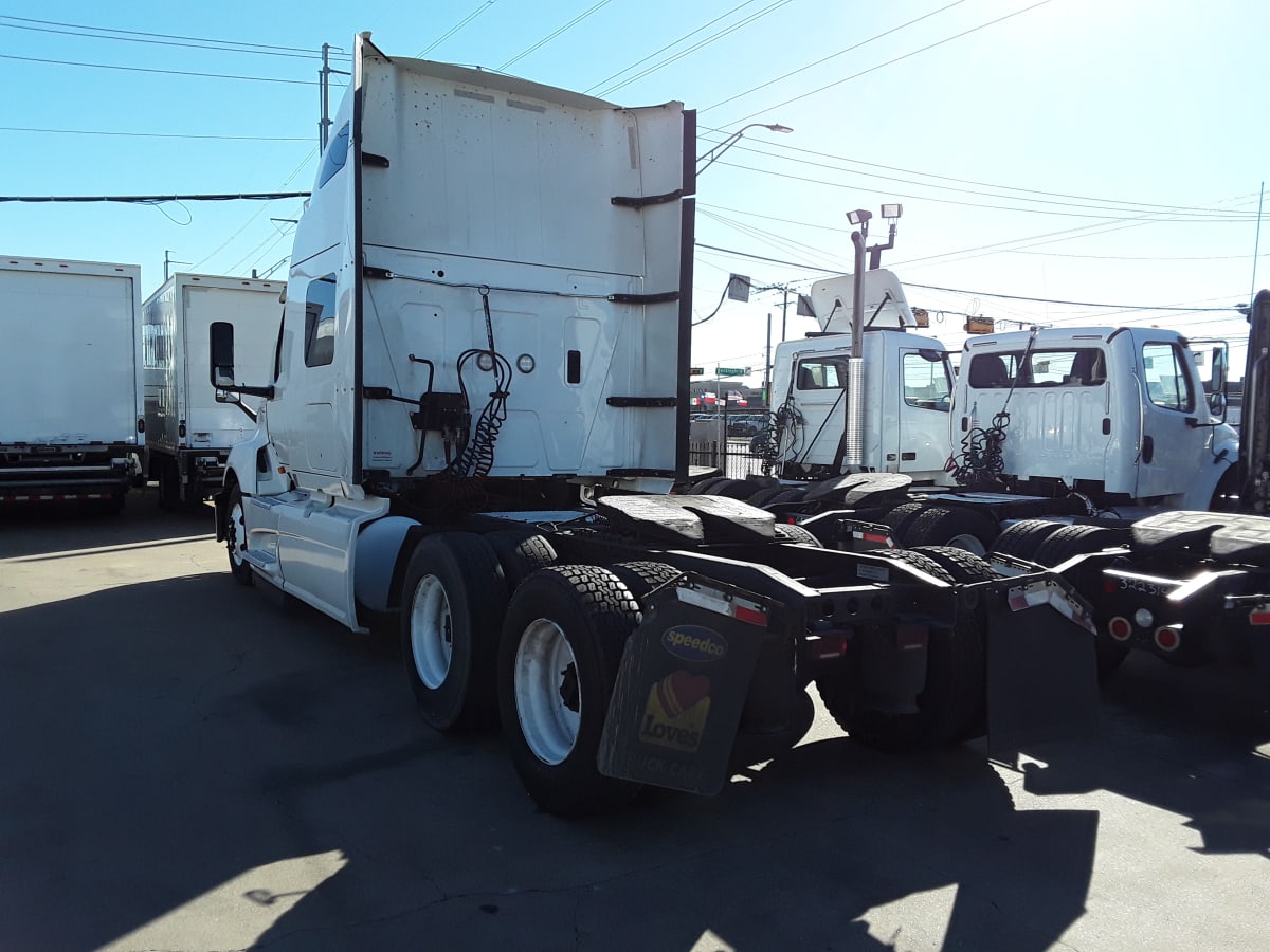 2019 Navistar International LT625 SLPR CAB 812540