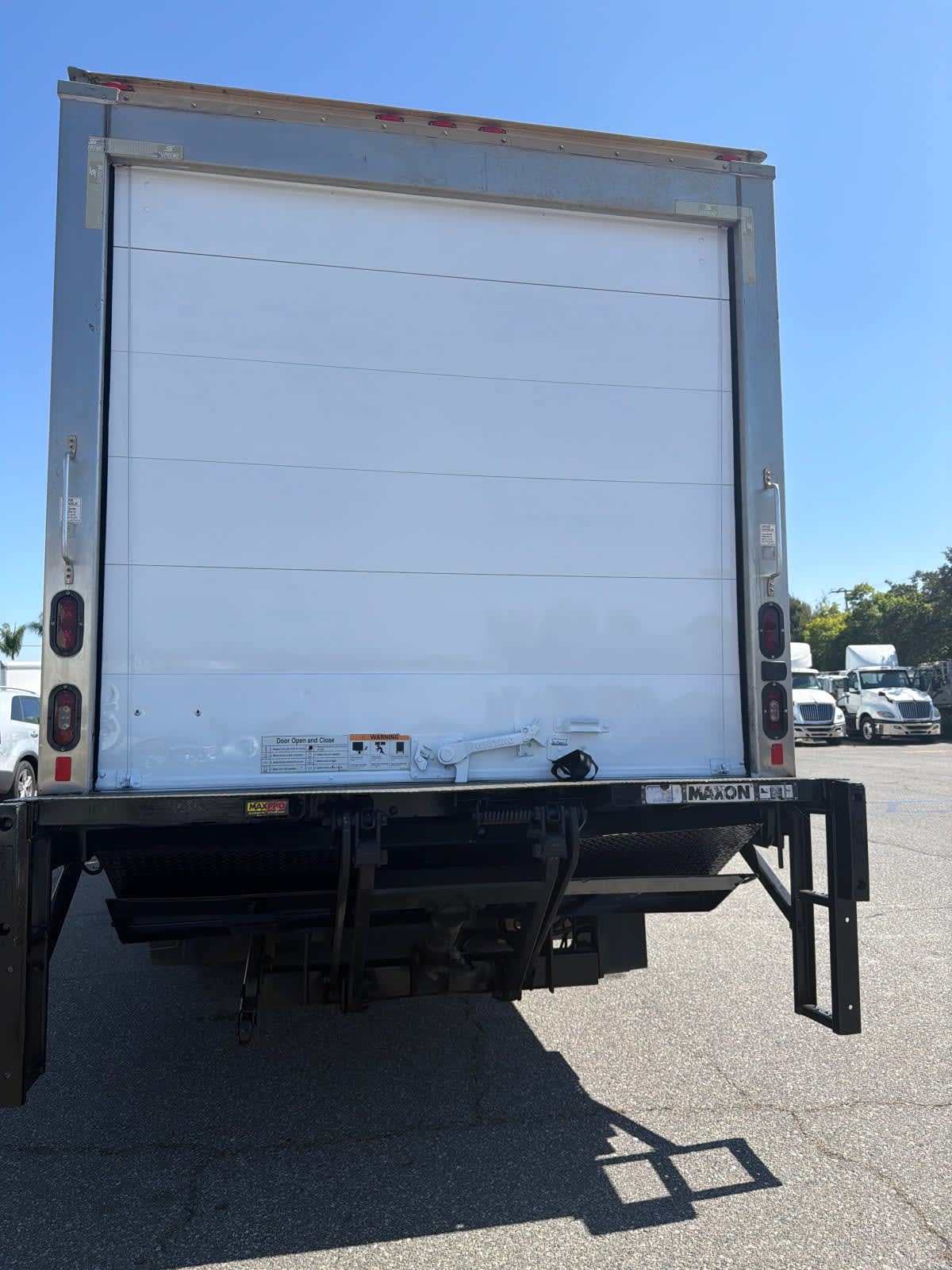 2018 Isuzu NPR 812545