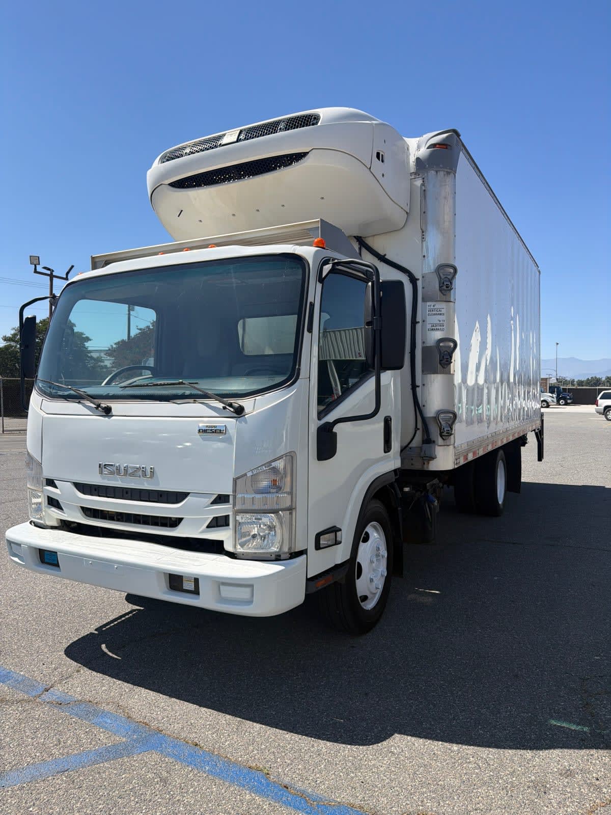 2018 Isuzu NPR 812545