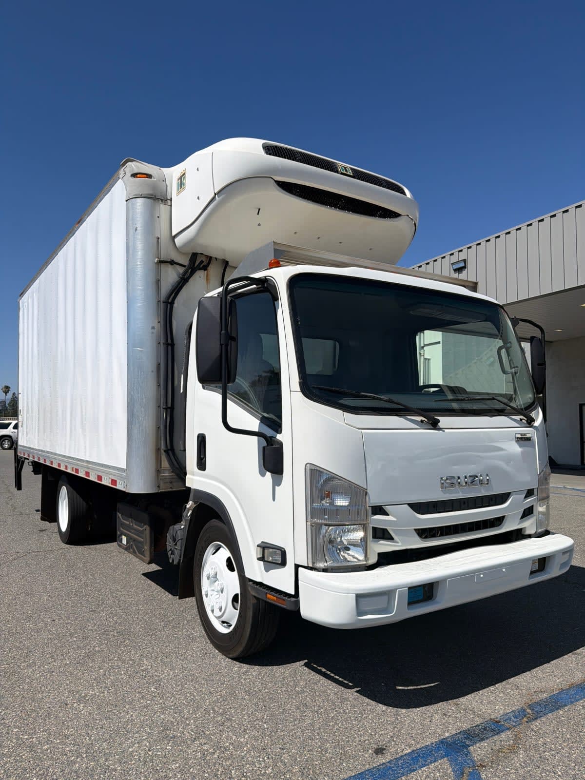 2018 Isuzu NPR 812545