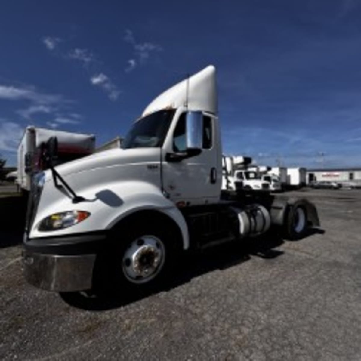 2019 International - image 3