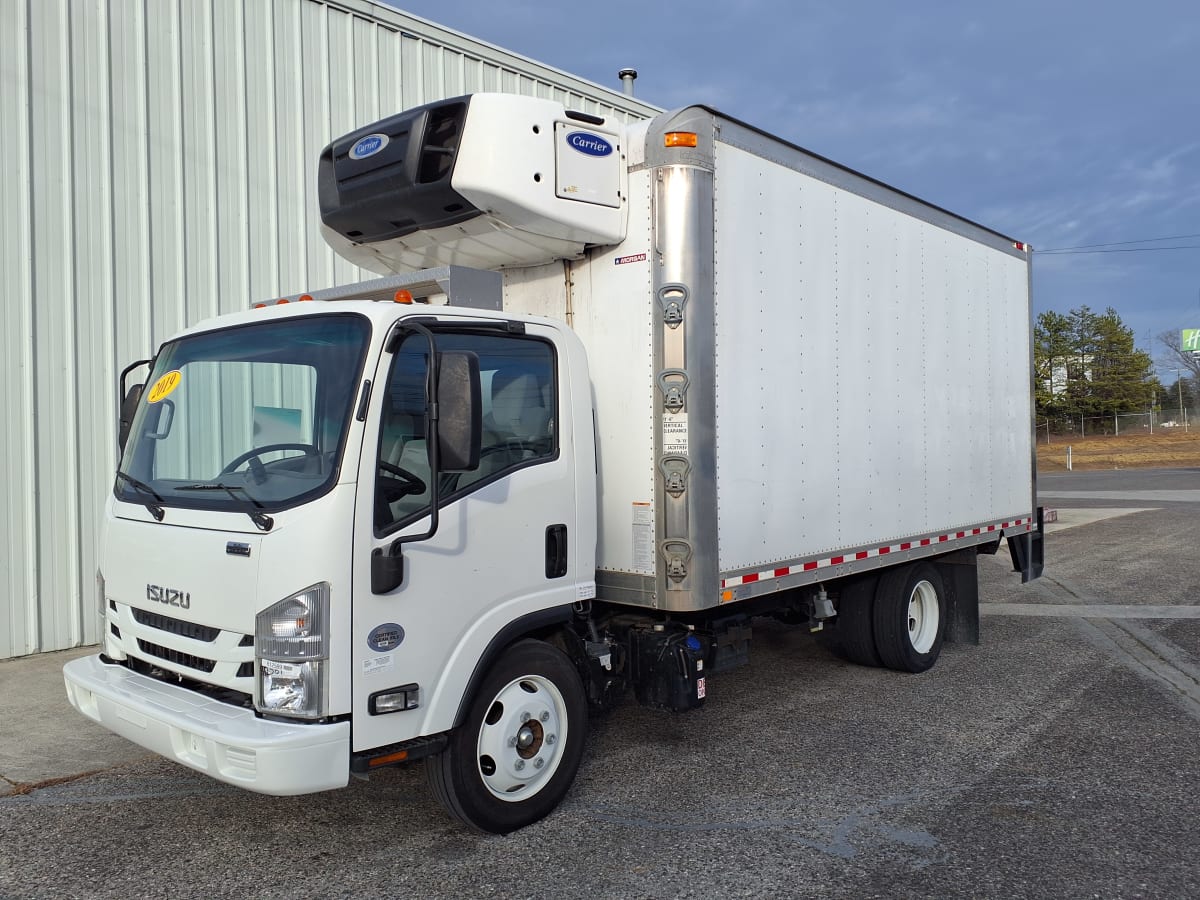 2018 Isuzu NPR 812589