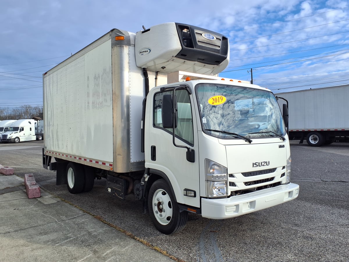 2018 Isuzu NPR 812589
