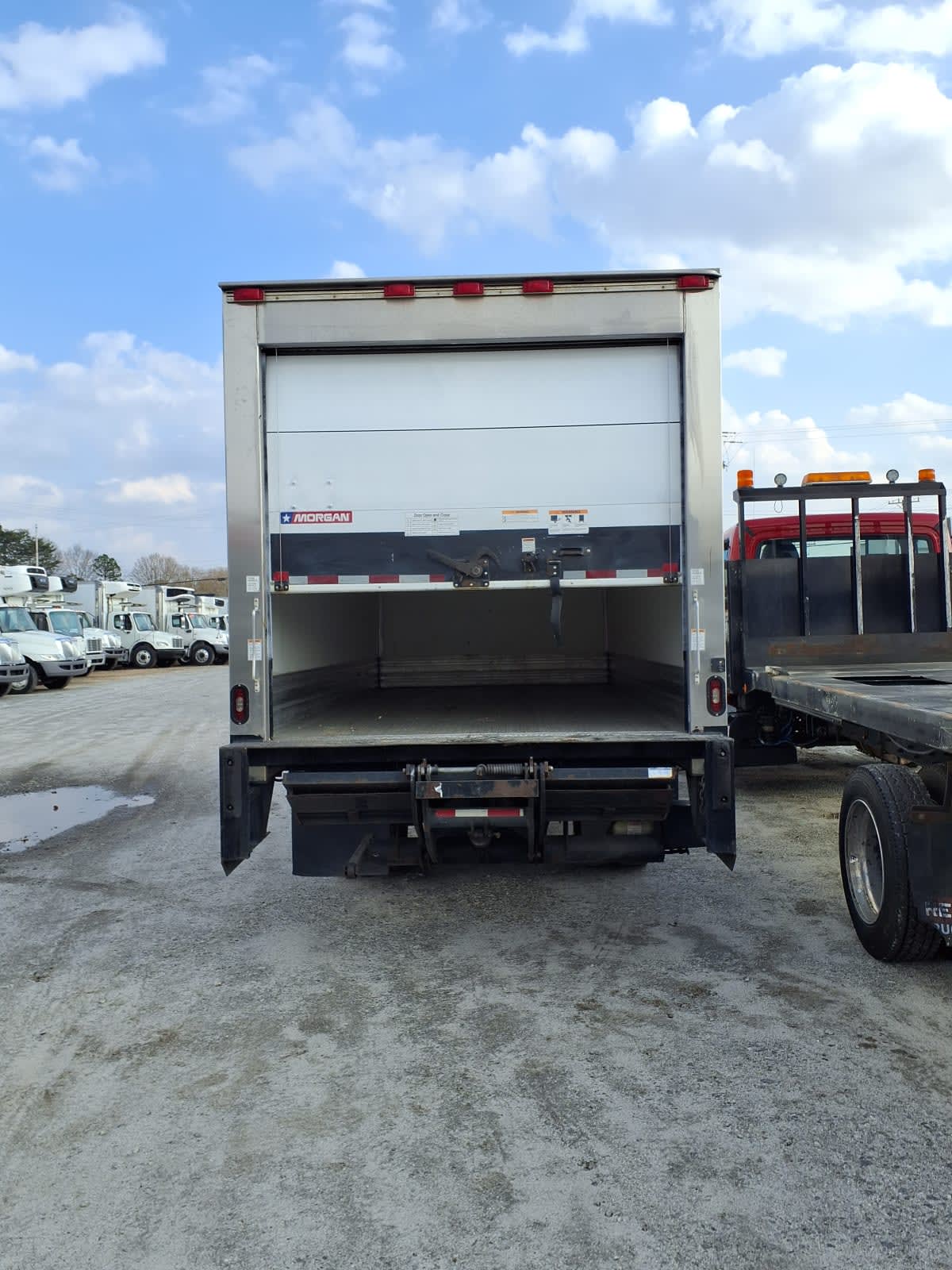 2019 Isuzu NPR 812620