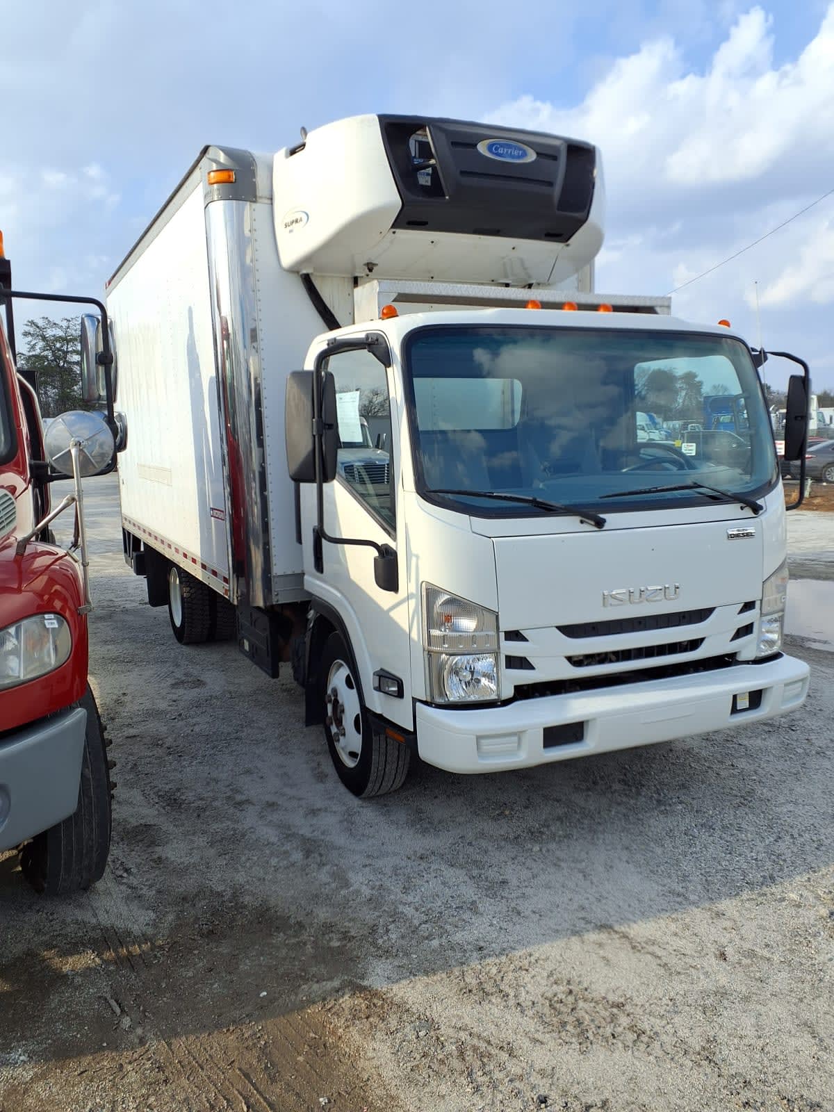 2019 Isuzu NPR 812620