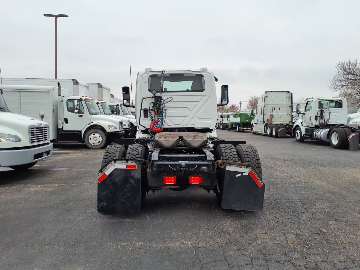 2019 Navistar International RH613 DAYCAB S/A 812714