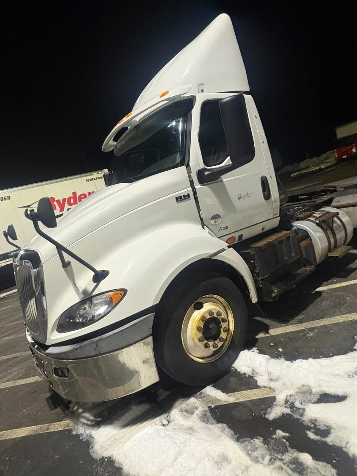 2019 Navistar International RH613 DAYCAB S/A 812738