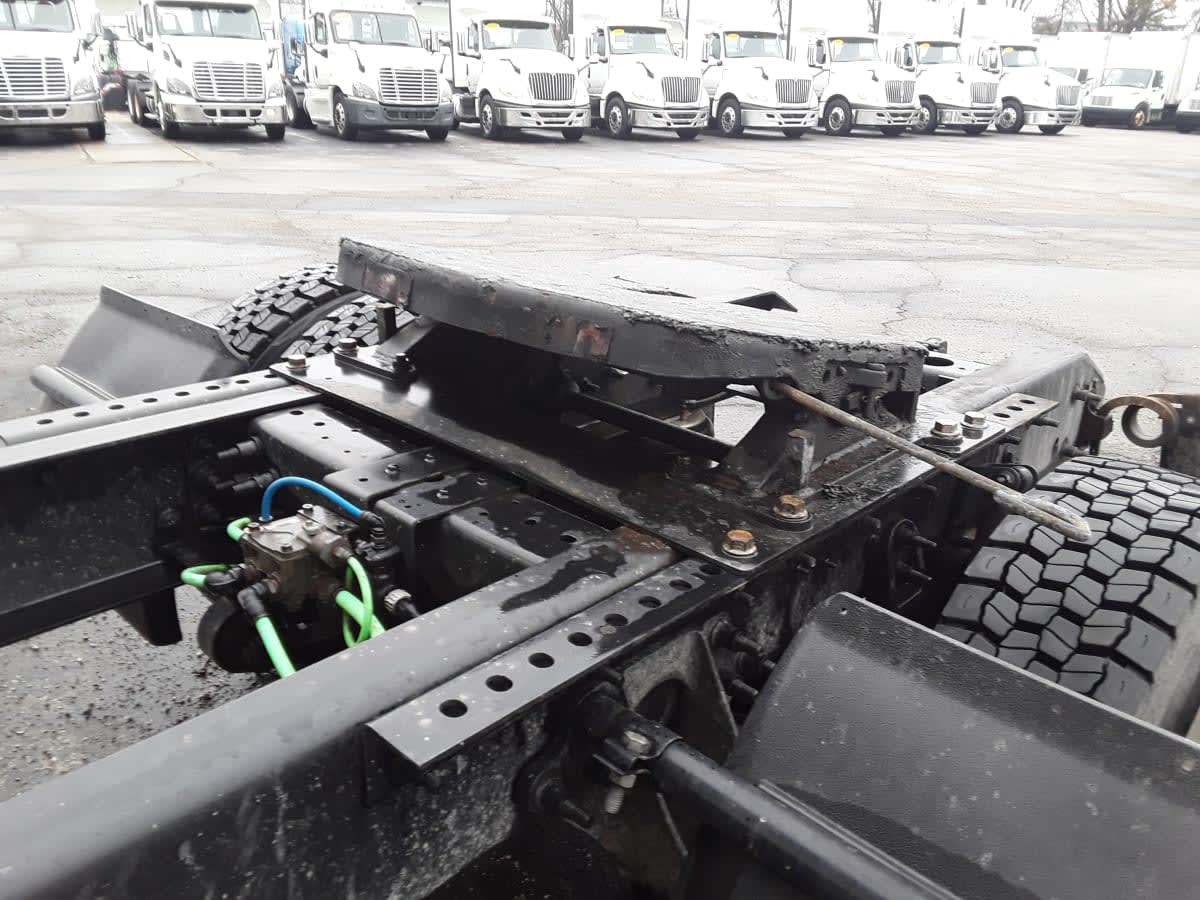 2019 Navistar International RH613 DAYCAB S/A 812741