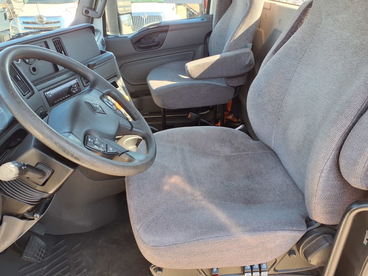 2019 Navistar International RH613 DAYCAB S/A 812752