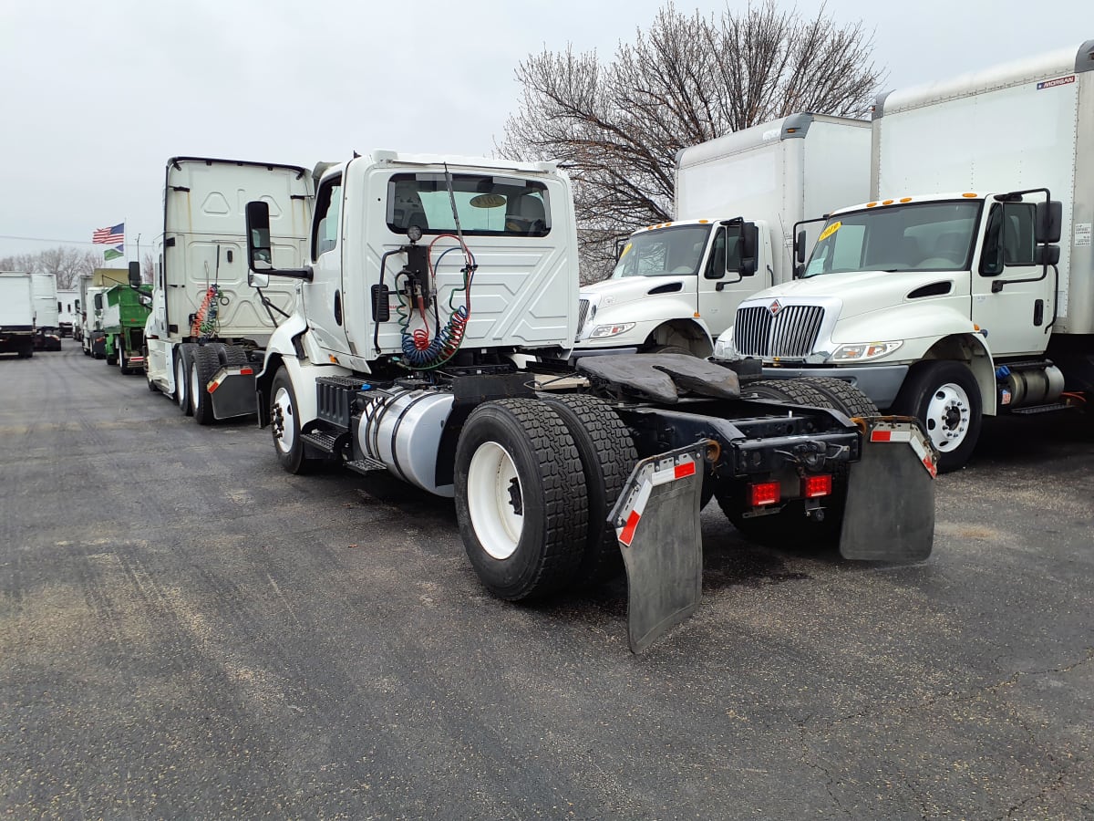 2019 Navistar International RH613 DAYCAB S/A 812765