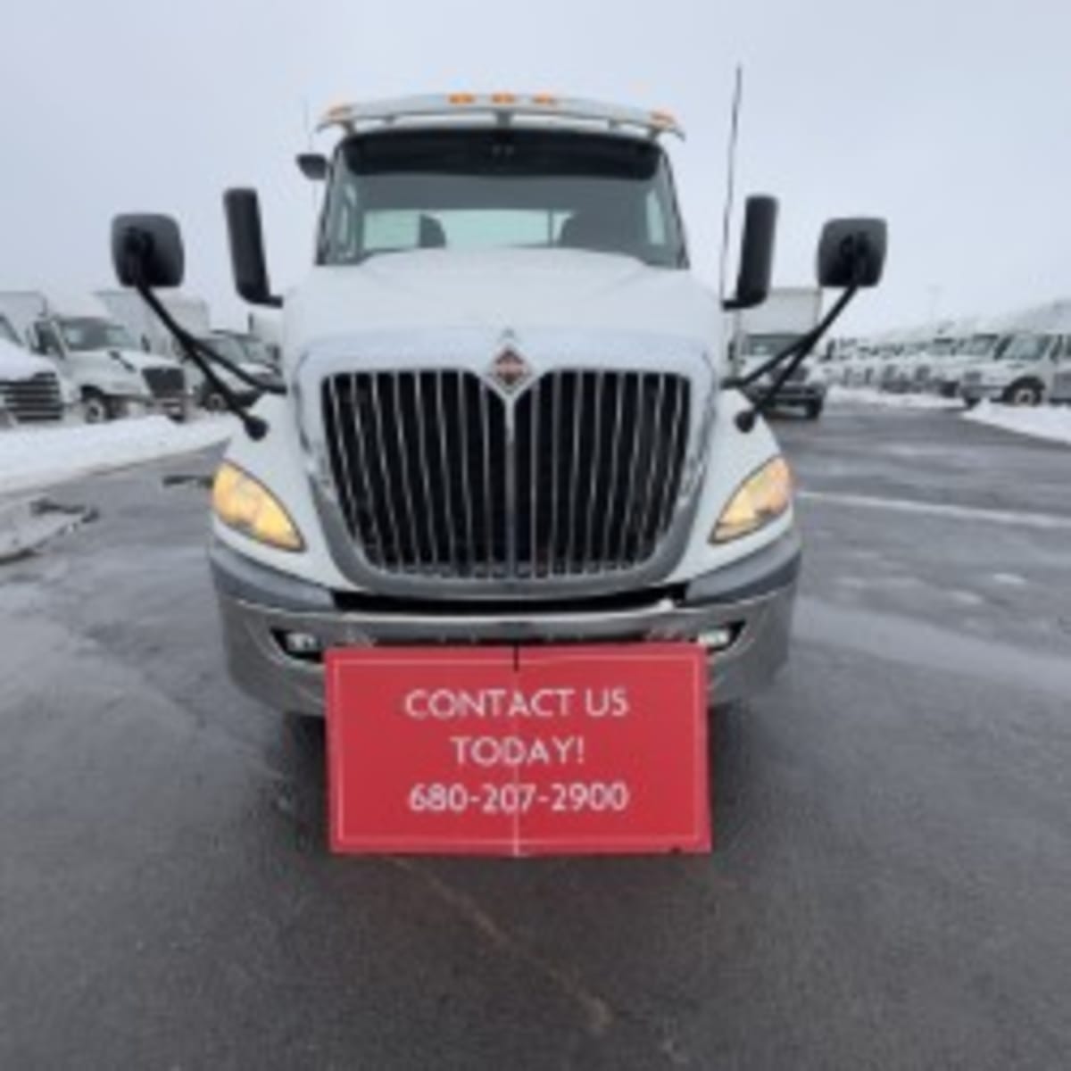 2019 International - image 2