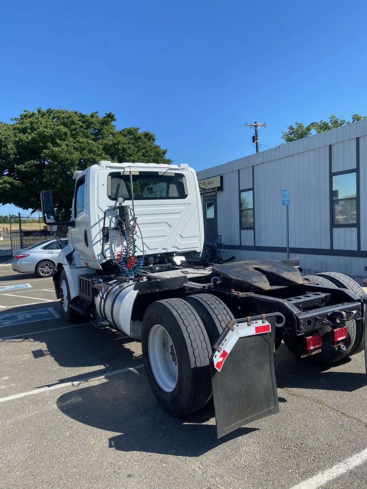 2019 Navistar International RH613 DAYCAB S/A 812805