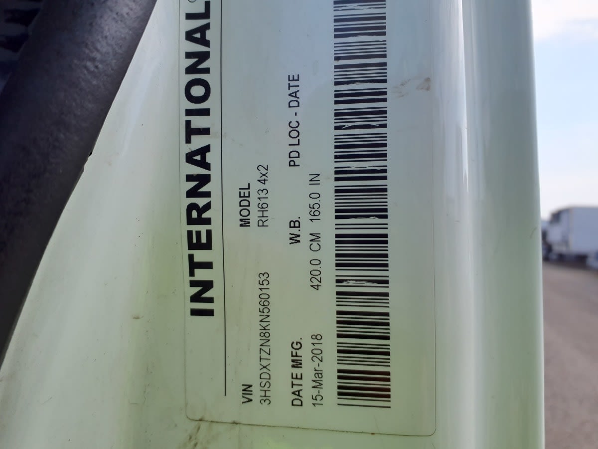 2019 Navistar International RH613 DAYCAB S/A 812810