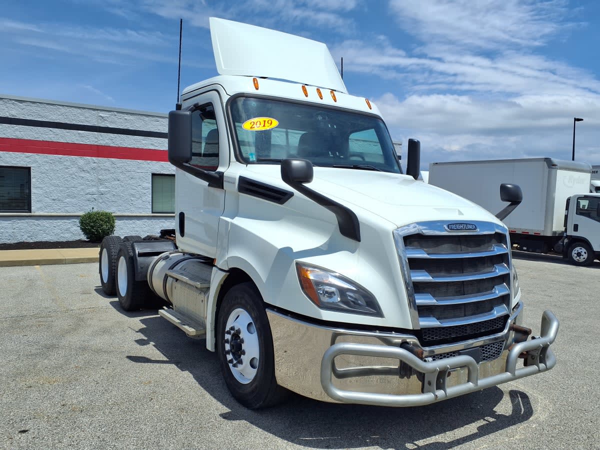 2019 Freightliner/Mercedes NEW CASCADIA PX12664 812879