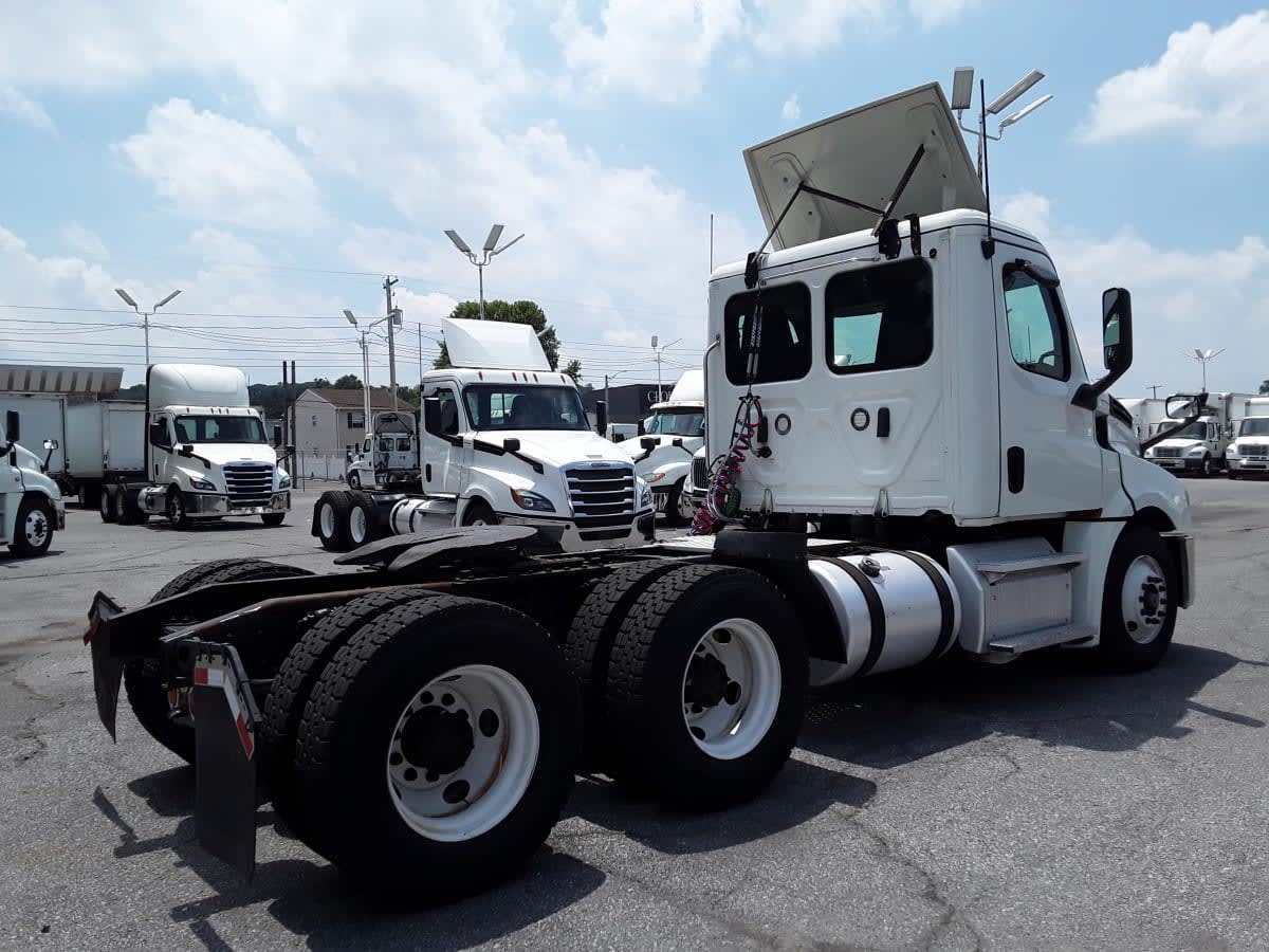 2019 Freightliner/Mercedes NEW CASCADIA PX12664 812881