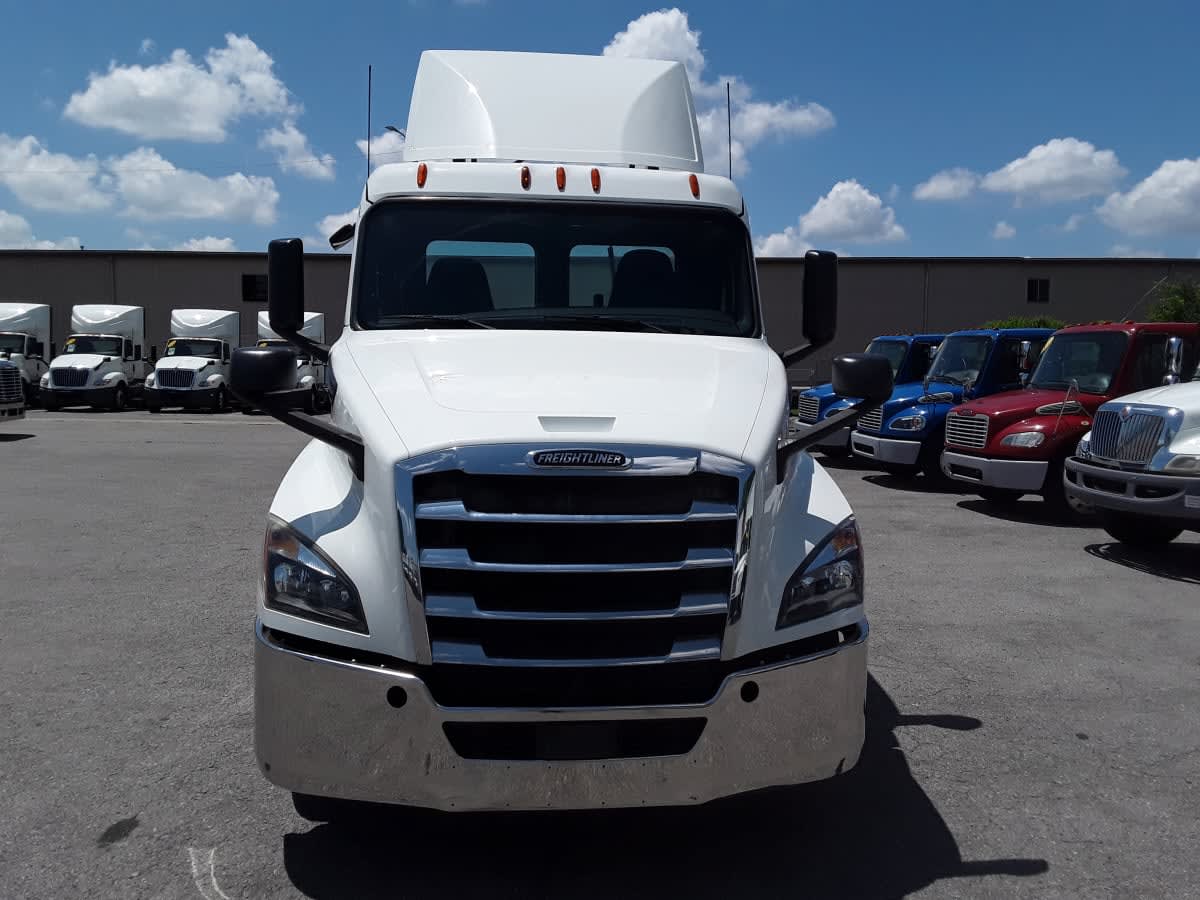 2019 Freightliner NEW CASCADIA PX12664 812887