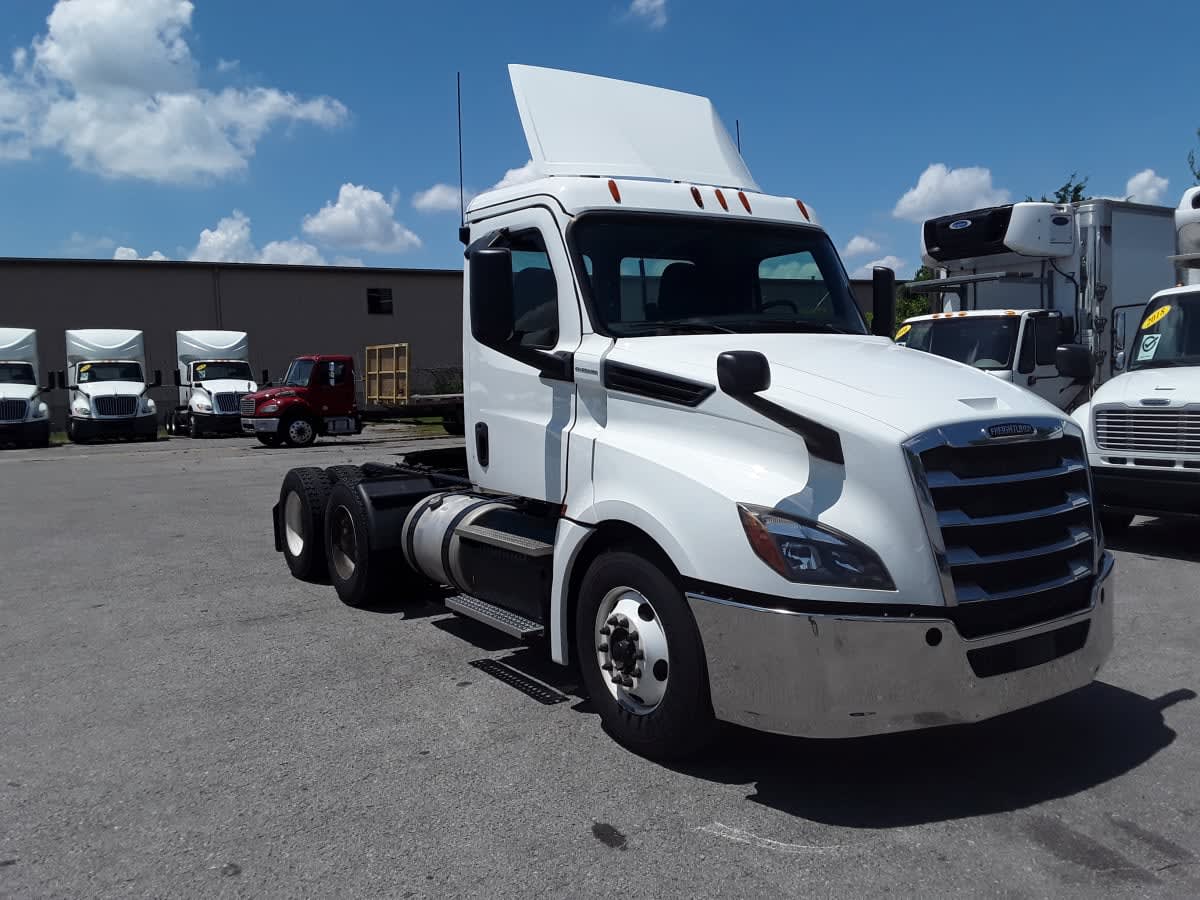 2019 Freightliner NEW CASCADIA PX12664 812887